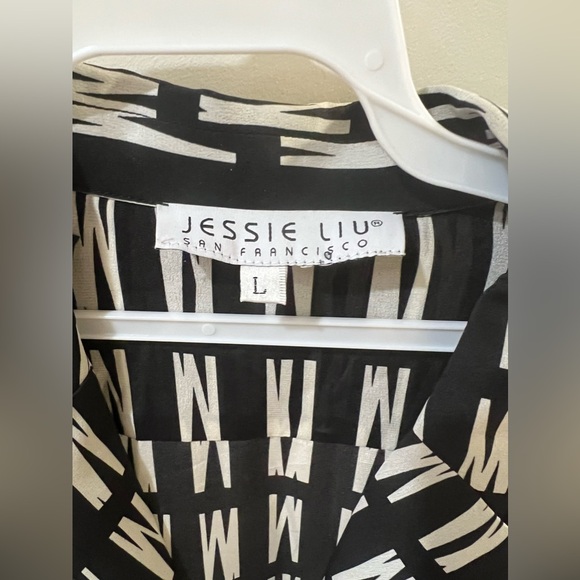 Black and white shirt dress - Picture 2 of 4
